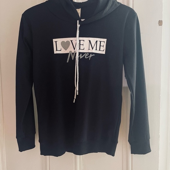 Diya Ribbed w/hood NWT - Picture 8 of 8